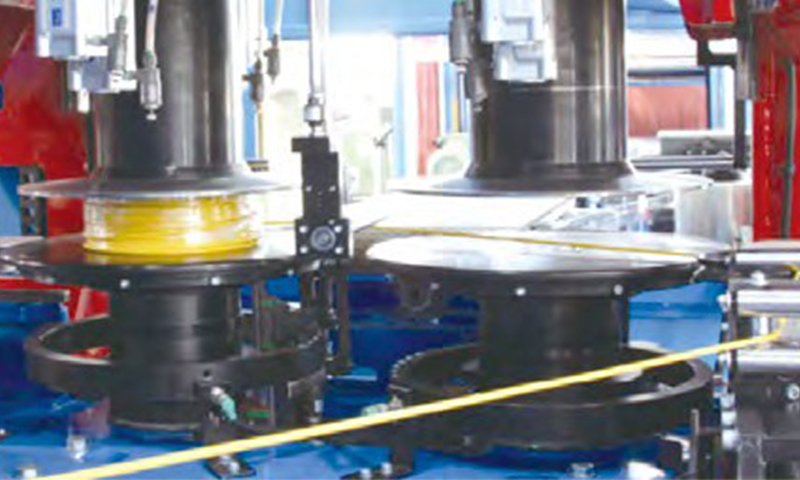 ACP-400H 雙頭自動成軸 ( 成盤 )、成圈包裝生產(chǎn)線