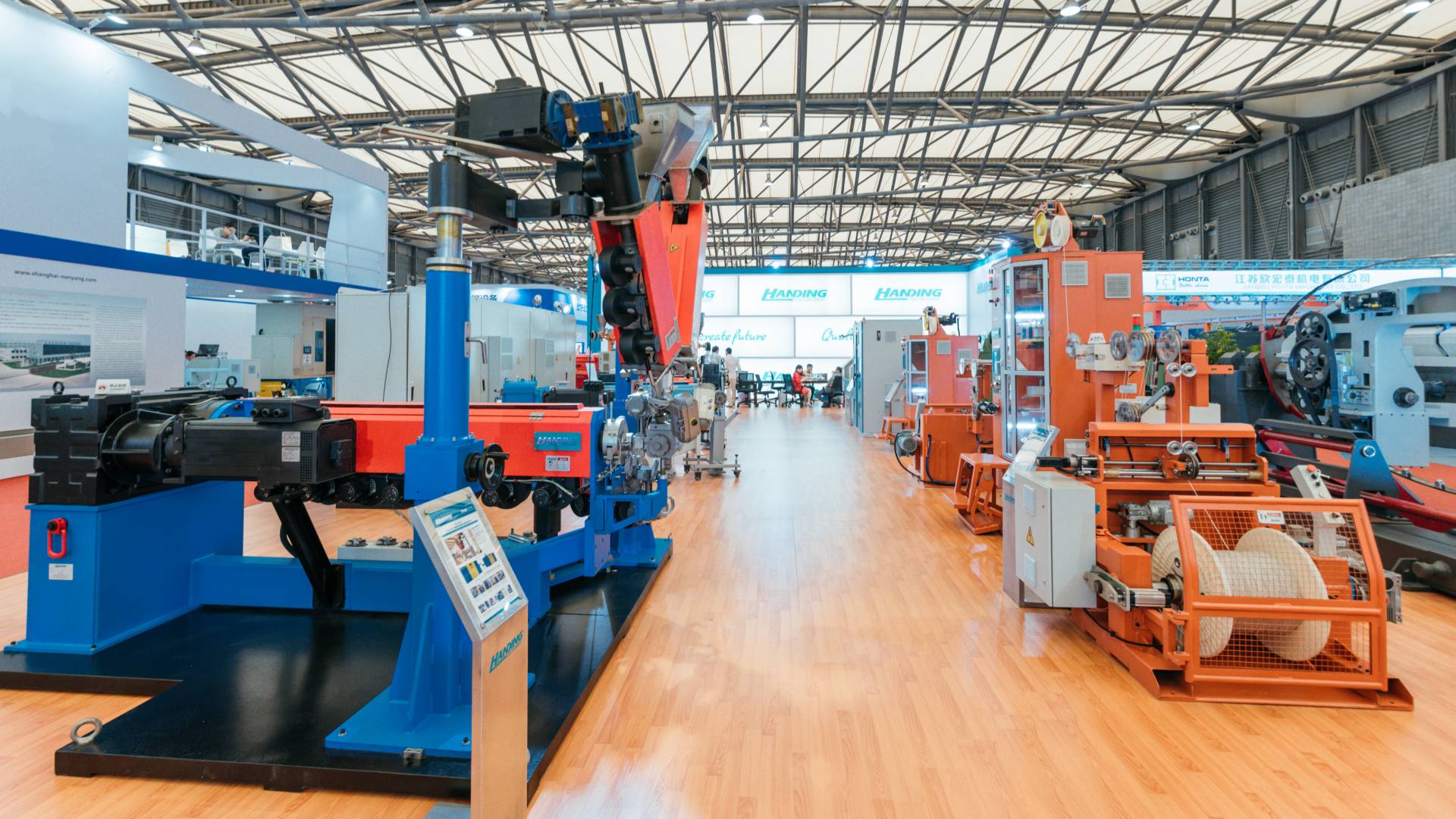 Wire China - Handing 2