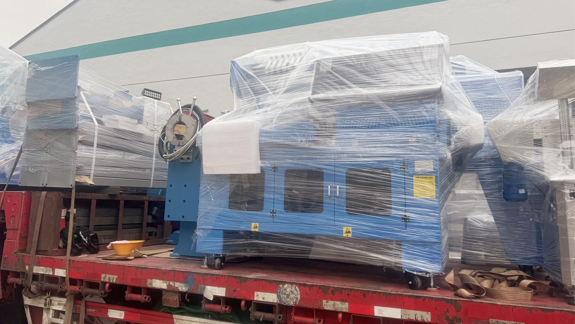 6151740821367153.jpg 3.jpg